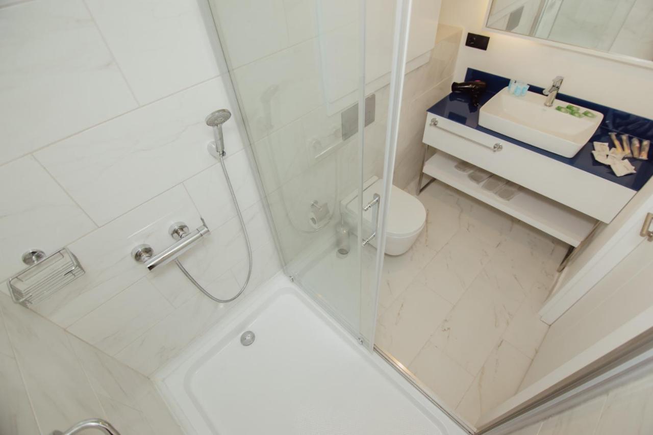 V. Orbi City Apartman Batumi Kültér fotó