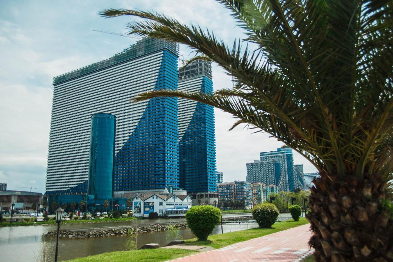V. Orbi City Apartman Batumi Kültér fotó